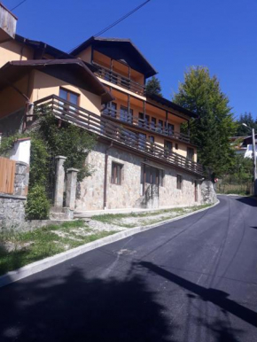 Vila Marin